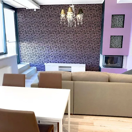 Shopping City Apartman *